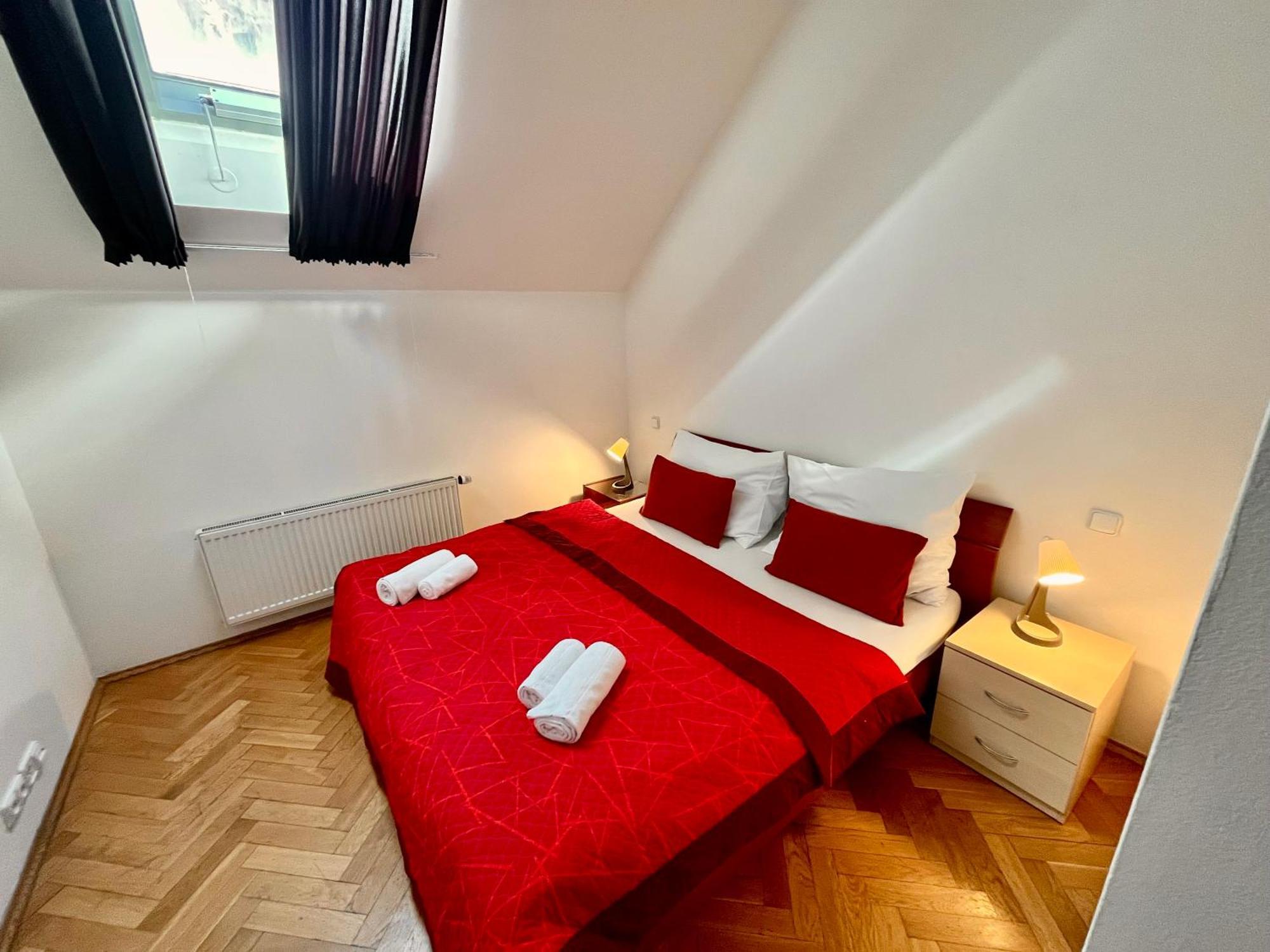 Riverbridge Apartments Prag Exterior foto